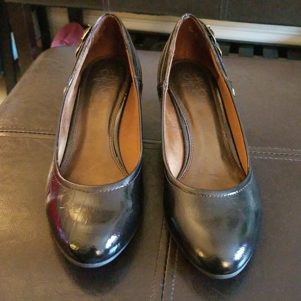 Eddge shoes